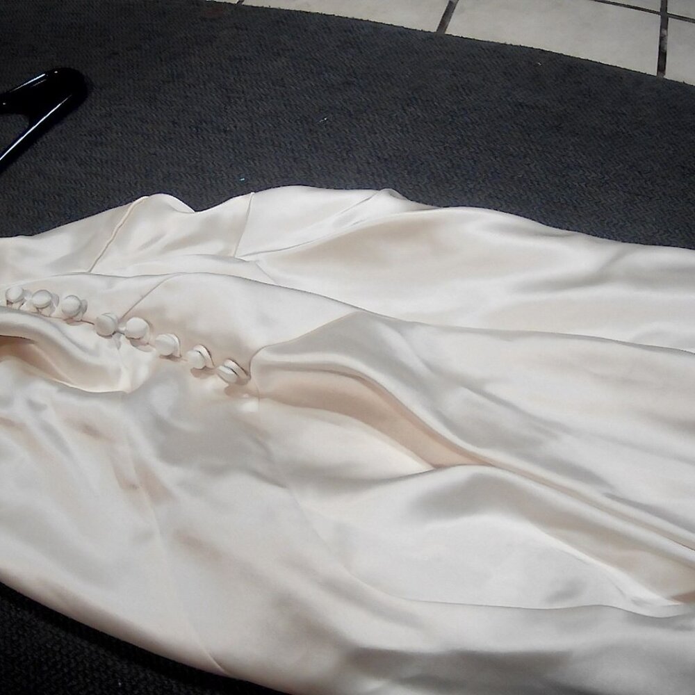 Reformation Fior Di LAtte Roy Satin Dress - Picture 4 of 9
